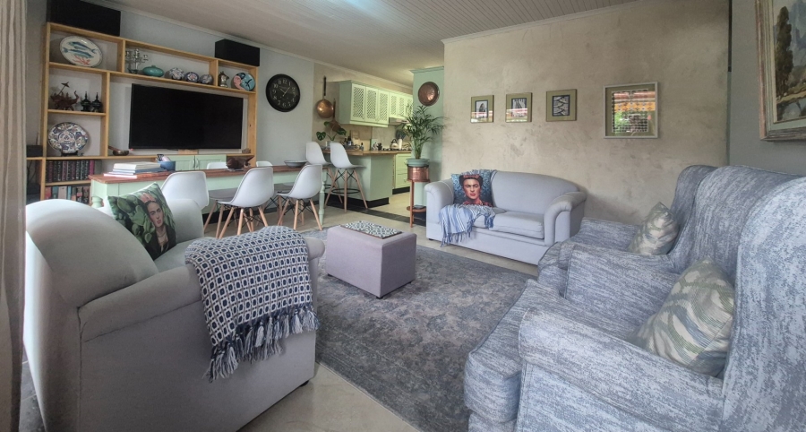 3 Bedroom Property for Sale in Brenton On Lake Western Cape